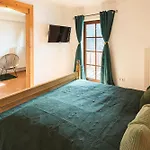 Отель Waldhaus Deininger Weiher *